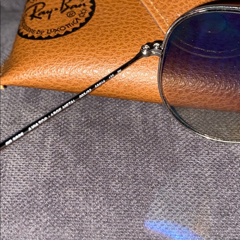 Ray Ban Gradient Light Grey/Silver Sunglasses - Picture 3 of 4